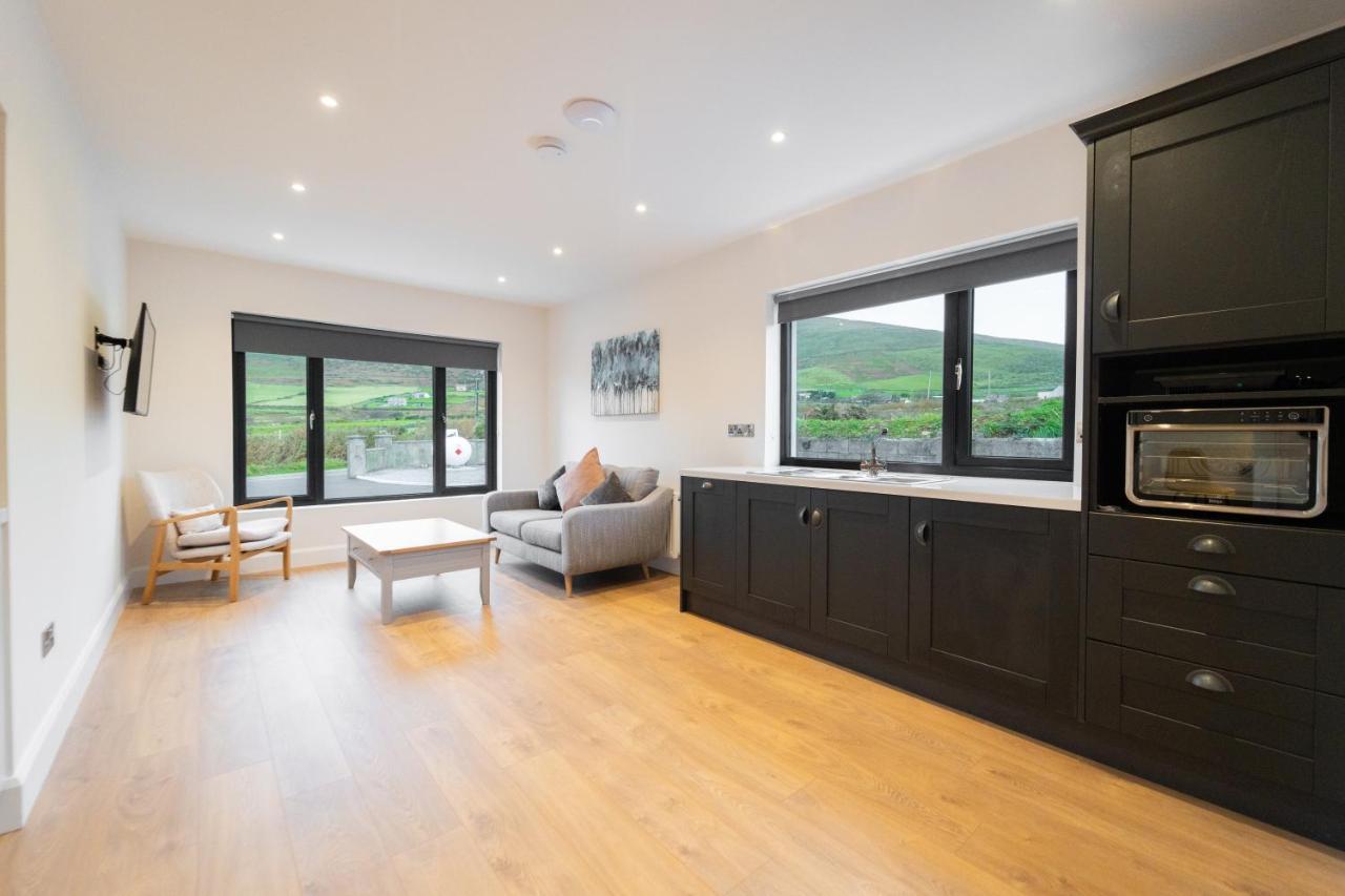 Dingle Way Snug, Luxury Apartment Exterior foto