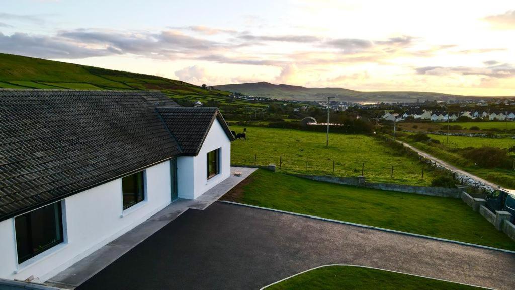 Dingle Way Snug, Luxury Apartment Exterior foto